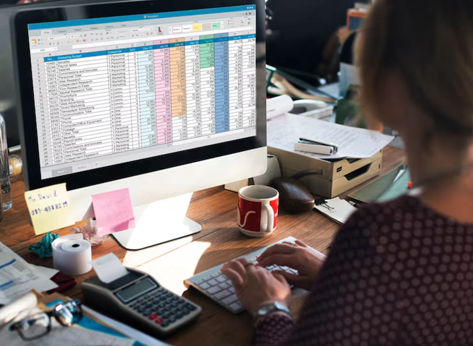 Signs Your Business Needs a Professional Bookkeeping Service This Year